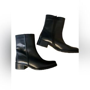 Santana Canada Fleece Lined Leather Booties Size 7.5